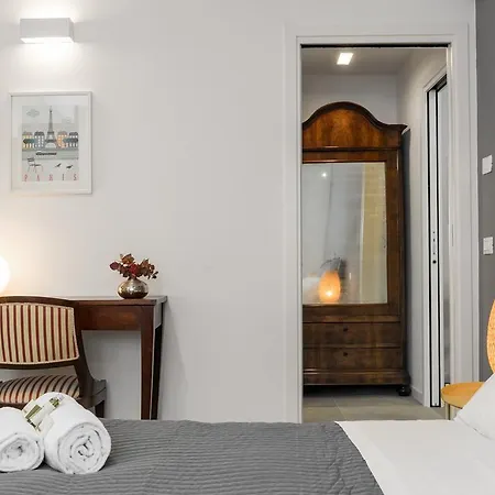 Flats4rent Corona *