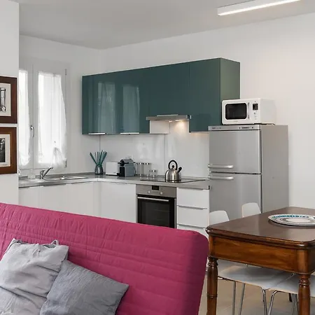 Apartment Flats4Rent Corona Verona
