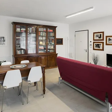 Flats4Rent Corona
